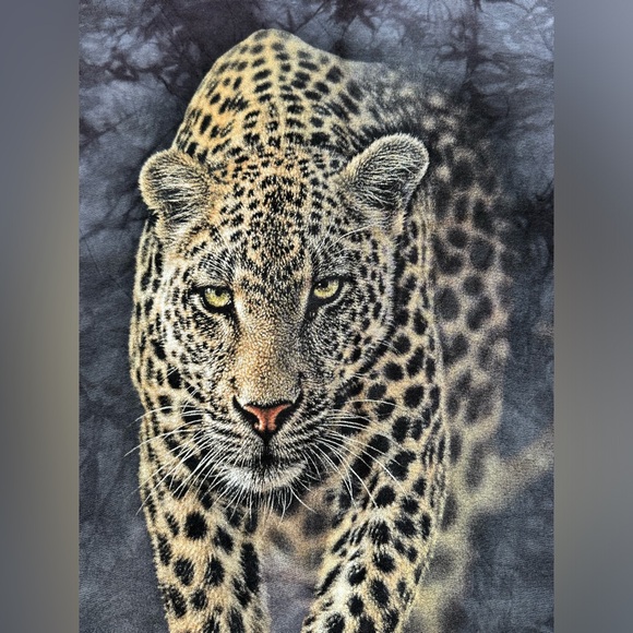 The Mountain Men's Leopard T-Shirt Small 100% Cotton - Picture 2 of 13